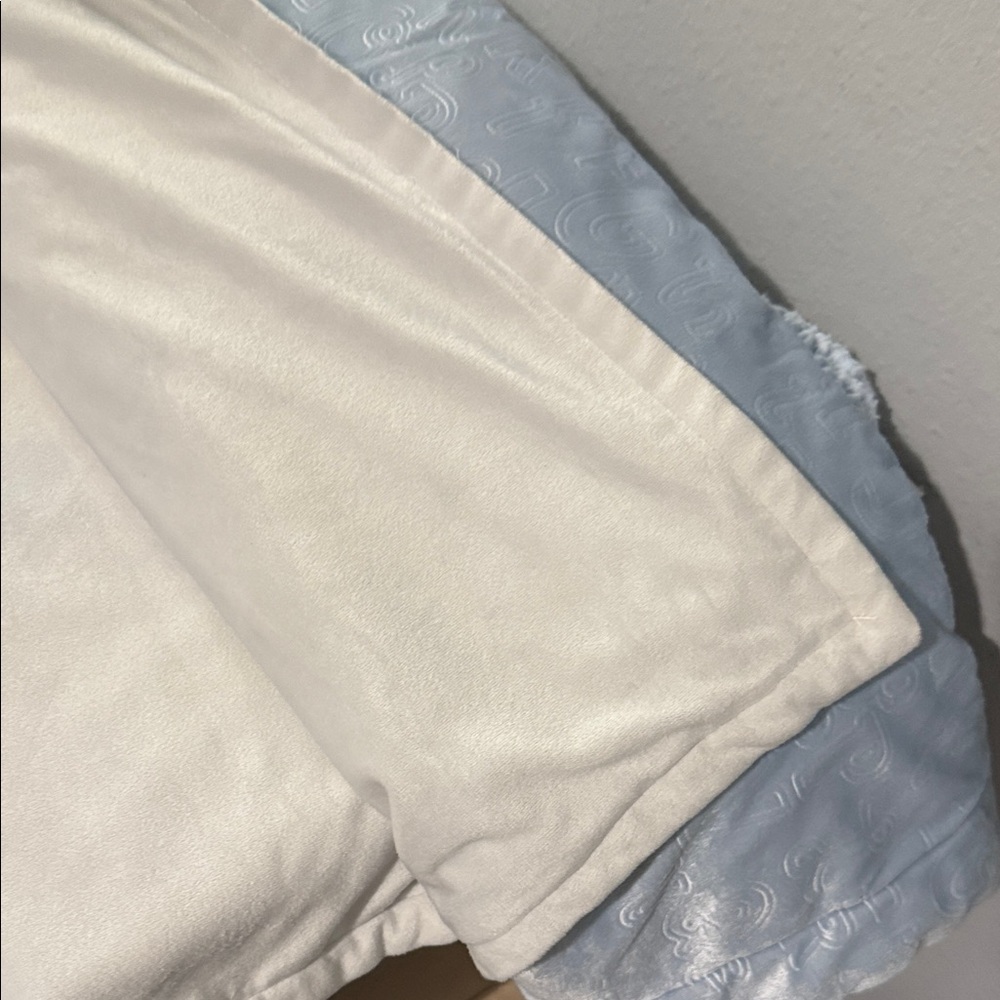 Bedding Set - - Picture 4 of 4